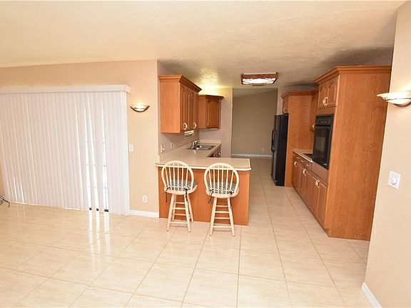 5th image of 3460 Hawkin Dr