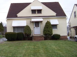 15519 Edgewood Ave, Maple Heights, OH