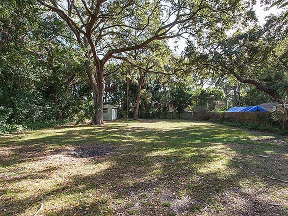 5th image of 7938 Elbow Ln N
