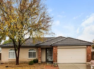 2953 E Oakland Ct, Gilbert, AZ 85295