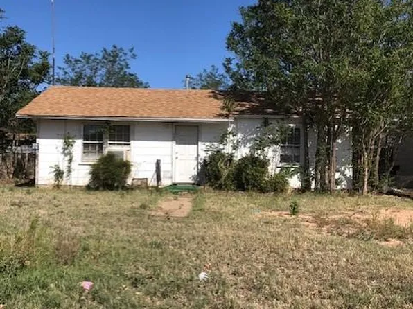 620 Walnut St, Colorado City, TX 79512