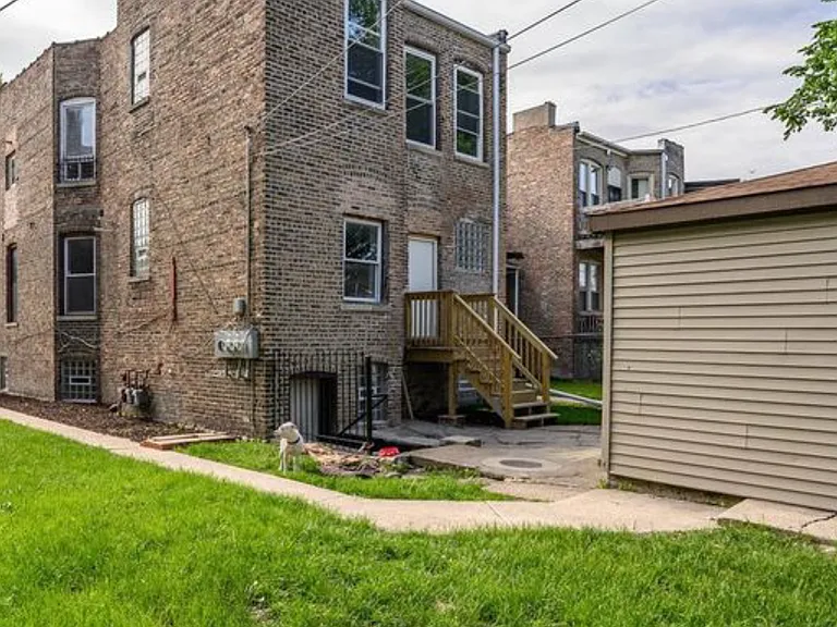 1225 S Harding Ave #B — Photo 5