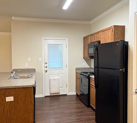3rd image of 1011 Anna Lee Dr Unit A