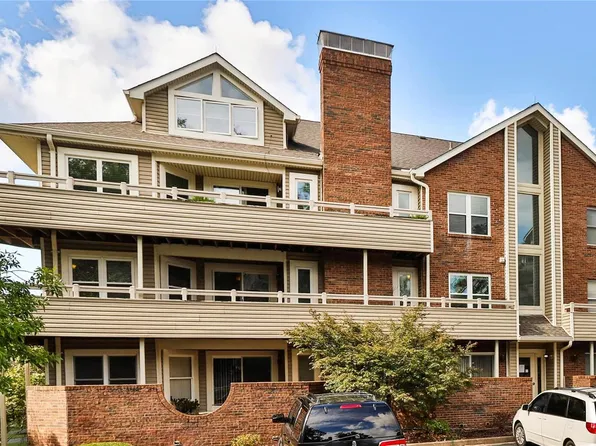 1010 Thoreau Ct APT 303, Saint Louis, MO 63146