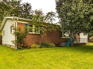 59 Liner St, Waynesville, NC 28786