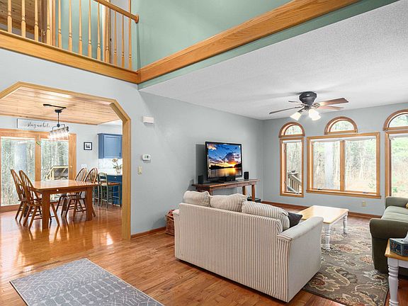 3rd image of 1818 S Badger Ln