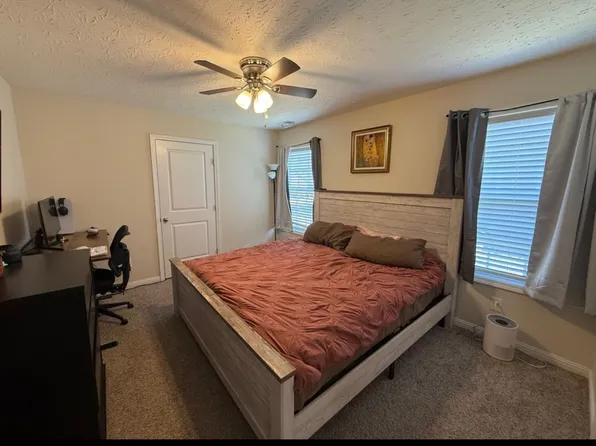 399 Church St, Portland, TN 37148
