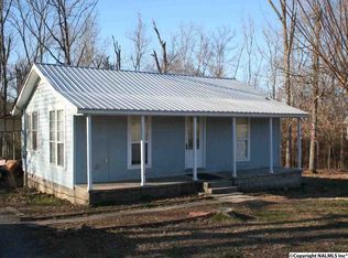 930 Star Point Rd, Guntersville, AL 35976