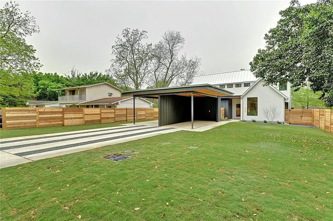 3 bed, 3.5 bath, 1703 sqft, $4,650 — Photo 4