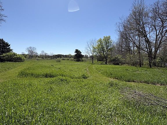 5th image of 1 Edgemont Dr