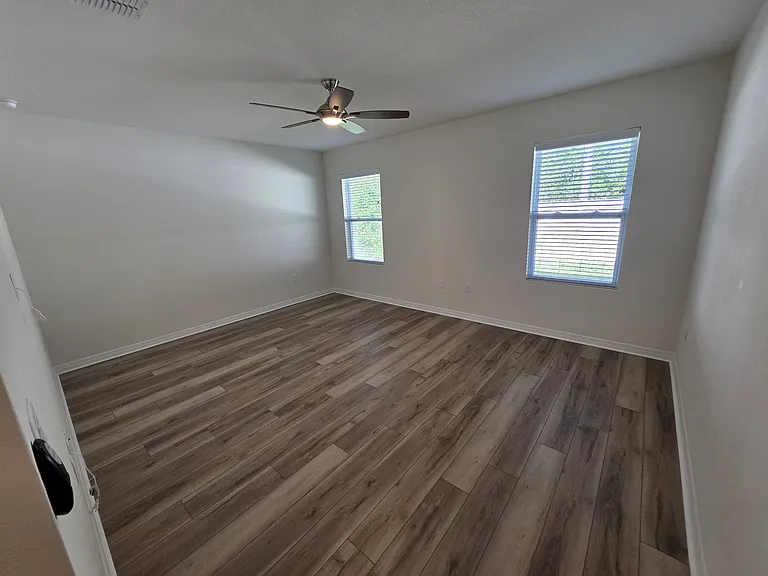 204 Sunset Point Dr — Photo 11