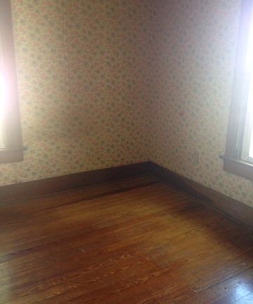 4th image of 545 Mary St