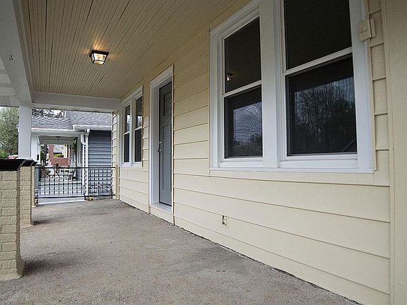 3rd image of 6252 Sturdy Ave