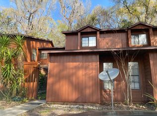 5722 SW 8th Pl, Gainesville, FL 32607