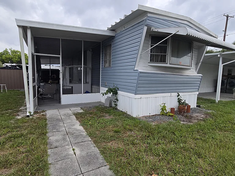 554 Woodpecker Pike — Photo 1
