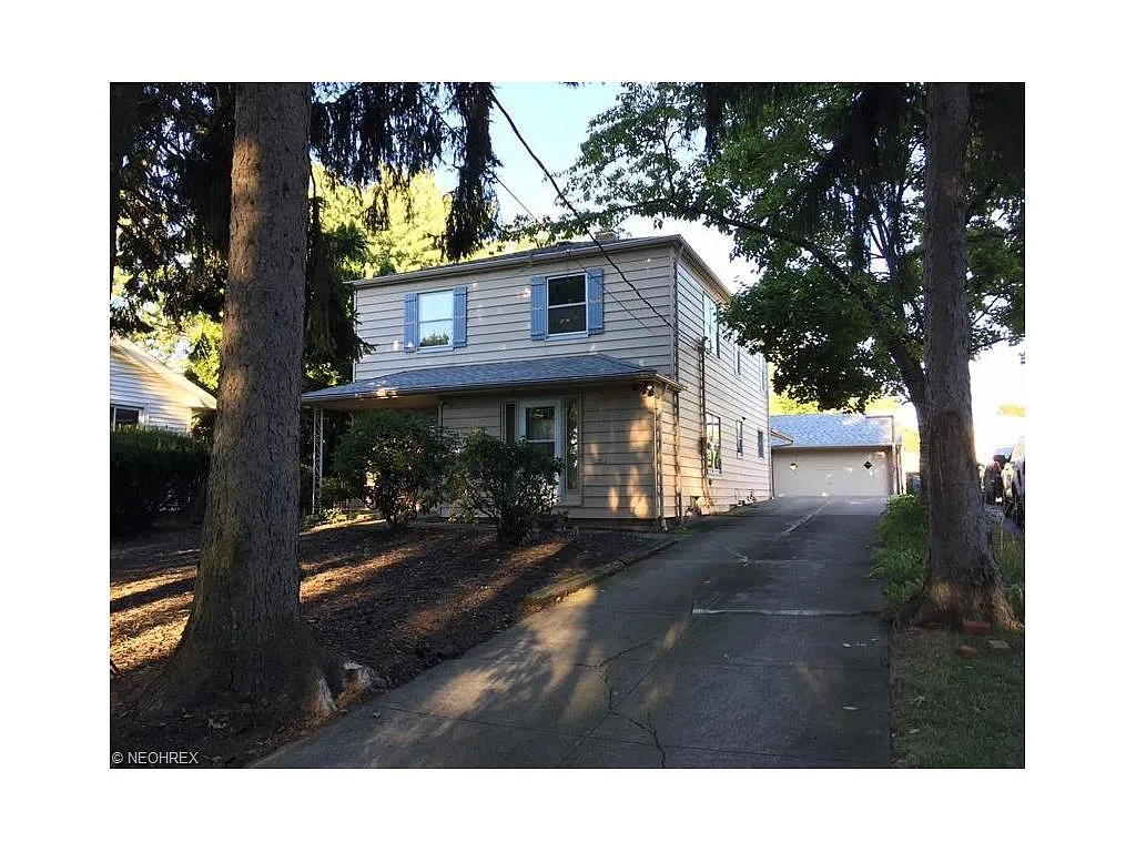 1573 Sunview Rd photo 1