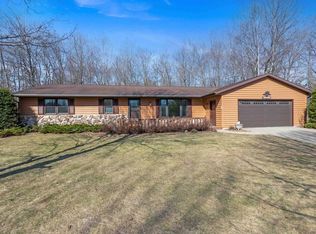 4953 Michelle Dr, Suamico, WI 54173