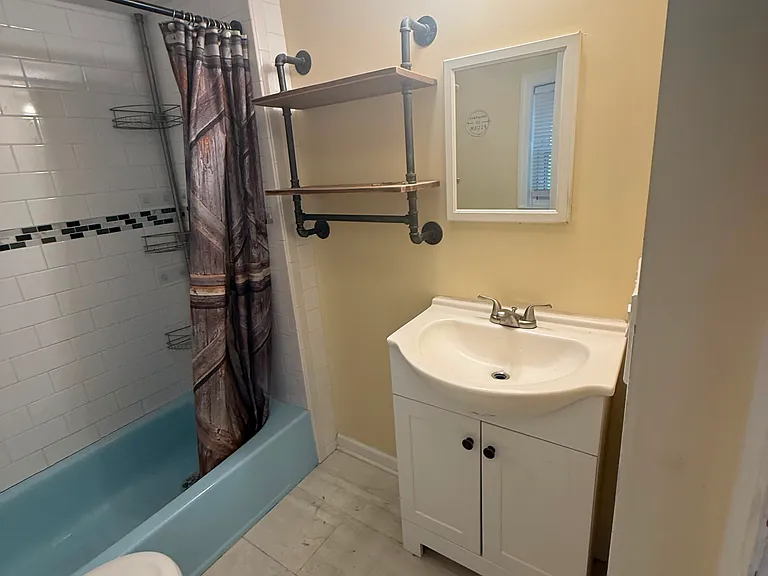 237 New Durham Rd — Photo 10