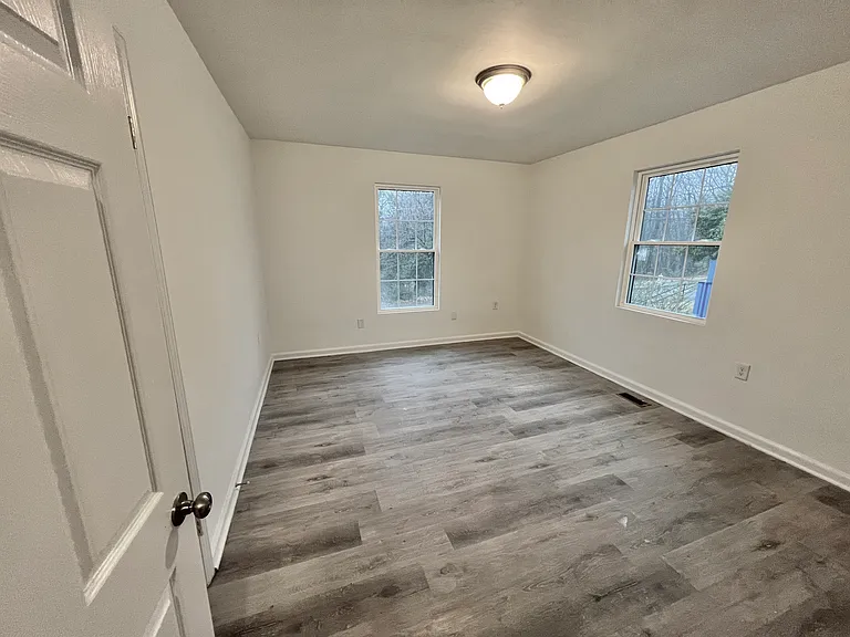216 Craig Ave — Photo 13