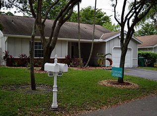 14926 SW 141st Pl, Miami, FL 33186