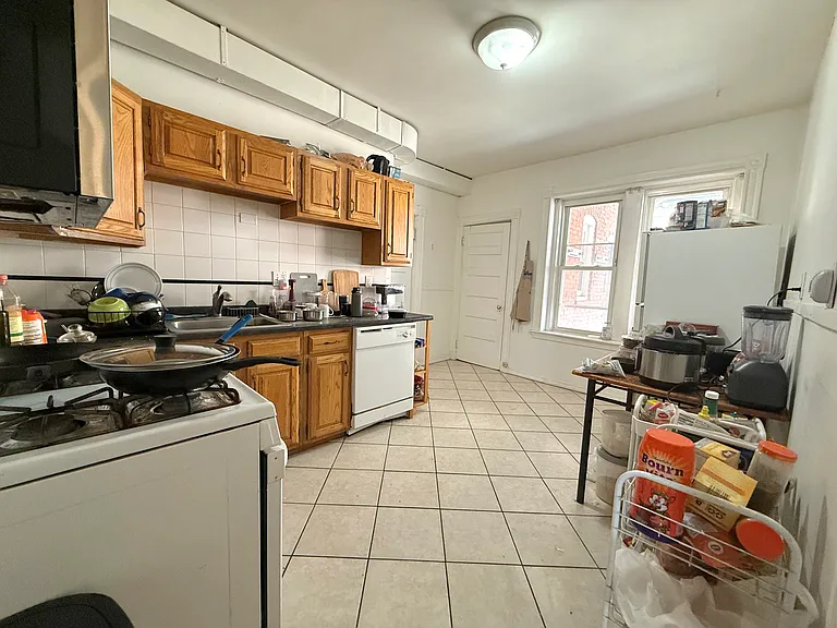 1908 Beacon St #2A — Photo 6