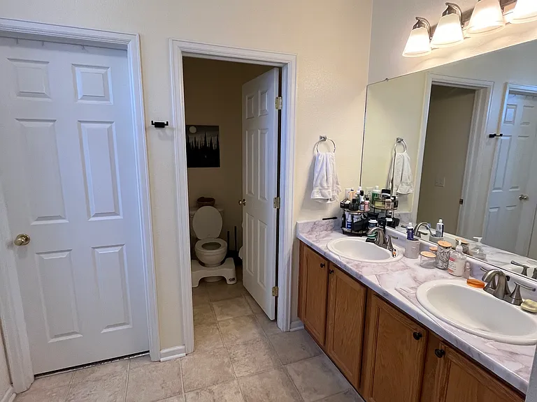 7462 S Norfolk Way — Photo 2