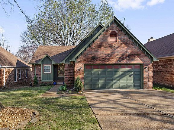 2nd image of 382 Booth Ln