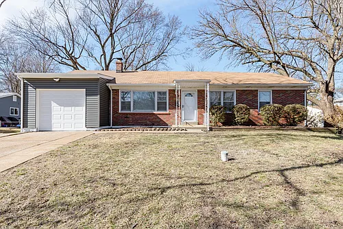345 Aubuchon St Photo 1