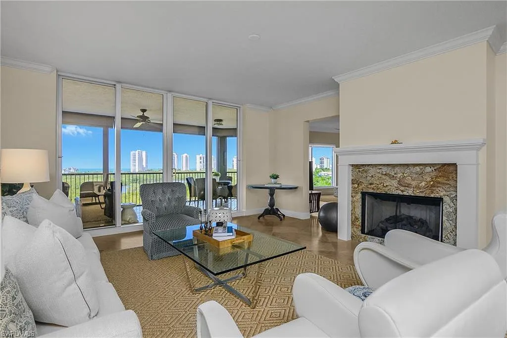 3 bed, 2.5 bath, 2675 sqft, $22,000 — Photo 1