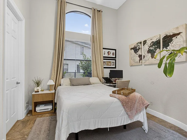 10415 Saint Germain Ct — Photo 3