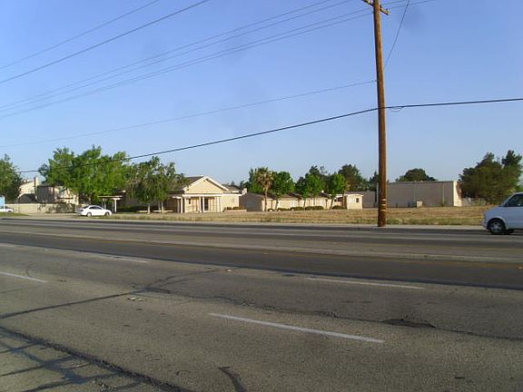 4th image of K K Avenue Near 4th St W