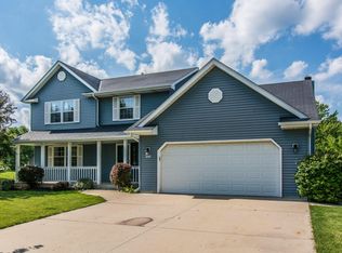 1456 Creek Side Dr, Burlington, WI 53105
