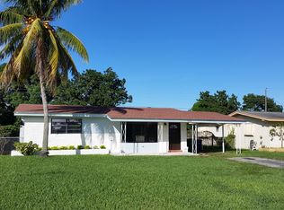 2706 Acapulco Dr, Miramar, FL 33023