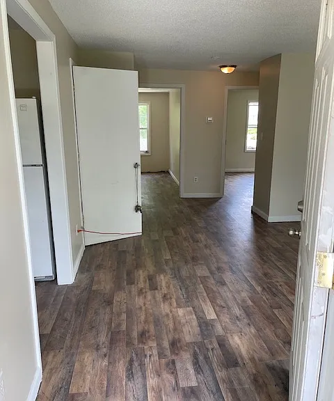 2161 Boulevard Pl #4 — Photo 4