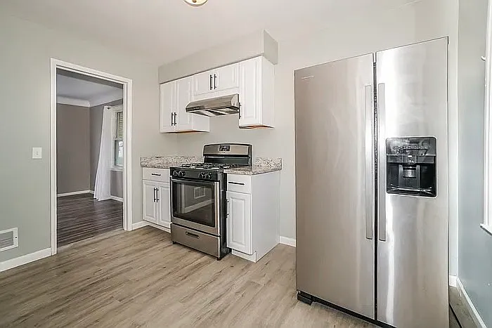 2915 Colburn Ave #2 — Photo 2