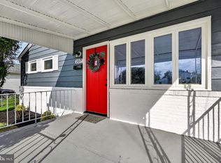 207 Canary Ln, Mount Holly, NJ 08060