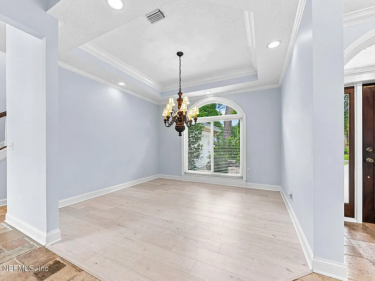 38 Tallwood Rd — Photo 8