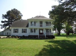 205 Bayshore Dr, Elizabeth City, NC 27909