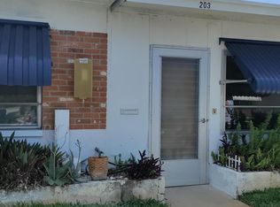 250 Rosery Rd #203-1, Largo, FL 33770