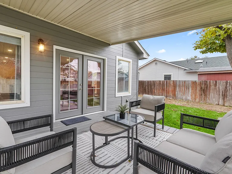 2955 W Stephanie Ct — Photo 45