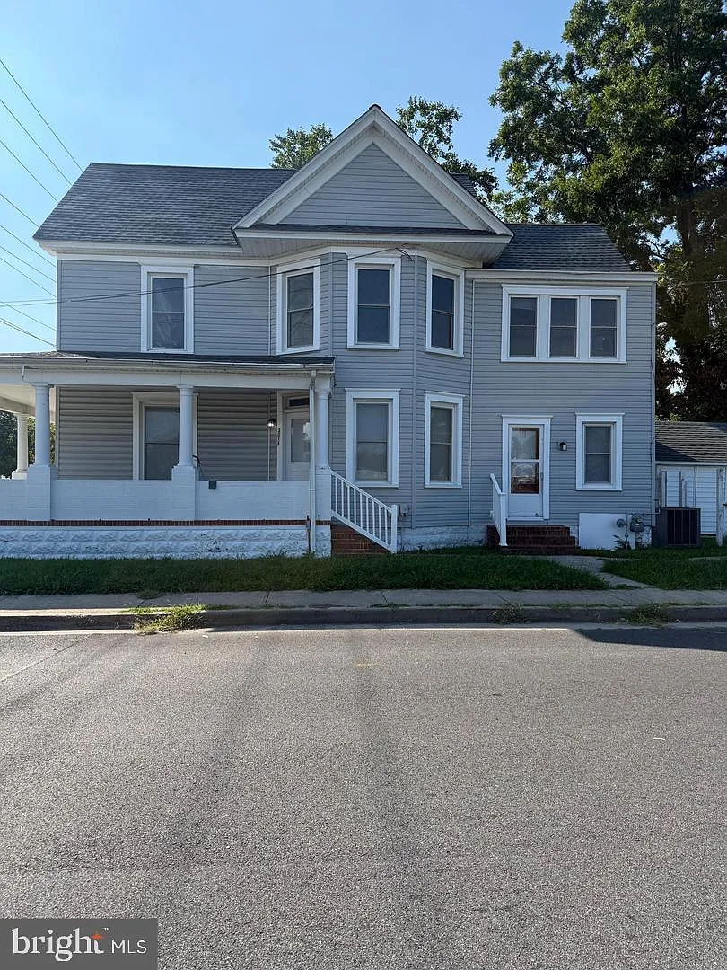 1 bed, 1.0 bath, 855 sqft, $1,100 — Photo 1