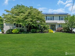 13 Bernice Dr, Freehold, NJ 07728