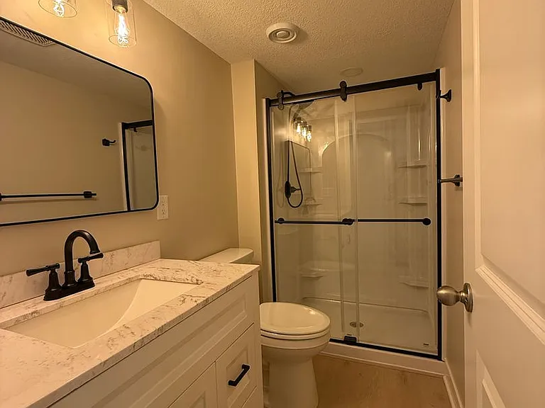 13144 Zachary Ln N — Photo 32