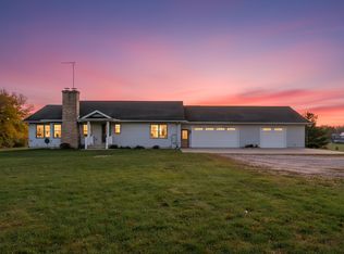 26088 Wasepi Rd, Centreville, MI 49032