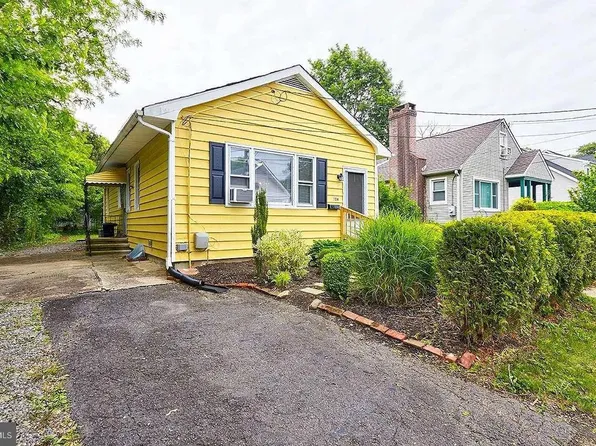 104 Vernon St, Bordentown, NJ 08505