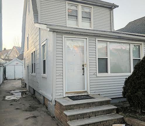 2nd image of 21317 Nashville Blvd