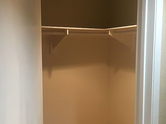 2nd image of 6415 Garvanza Ave APT 209