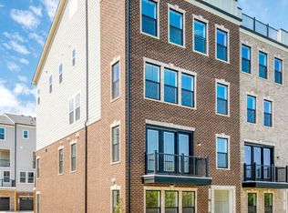 20882 Murry Falls Ter, Ashburn, VA 20147