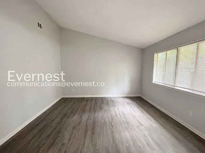 9007 Homewood Dr — Photo 16