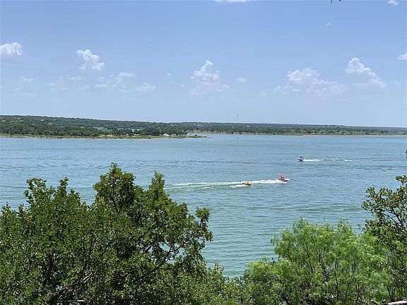 2nd image of 632 Oak Point Dr Lot 1055